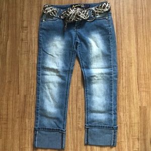 Belted Capri Jeans